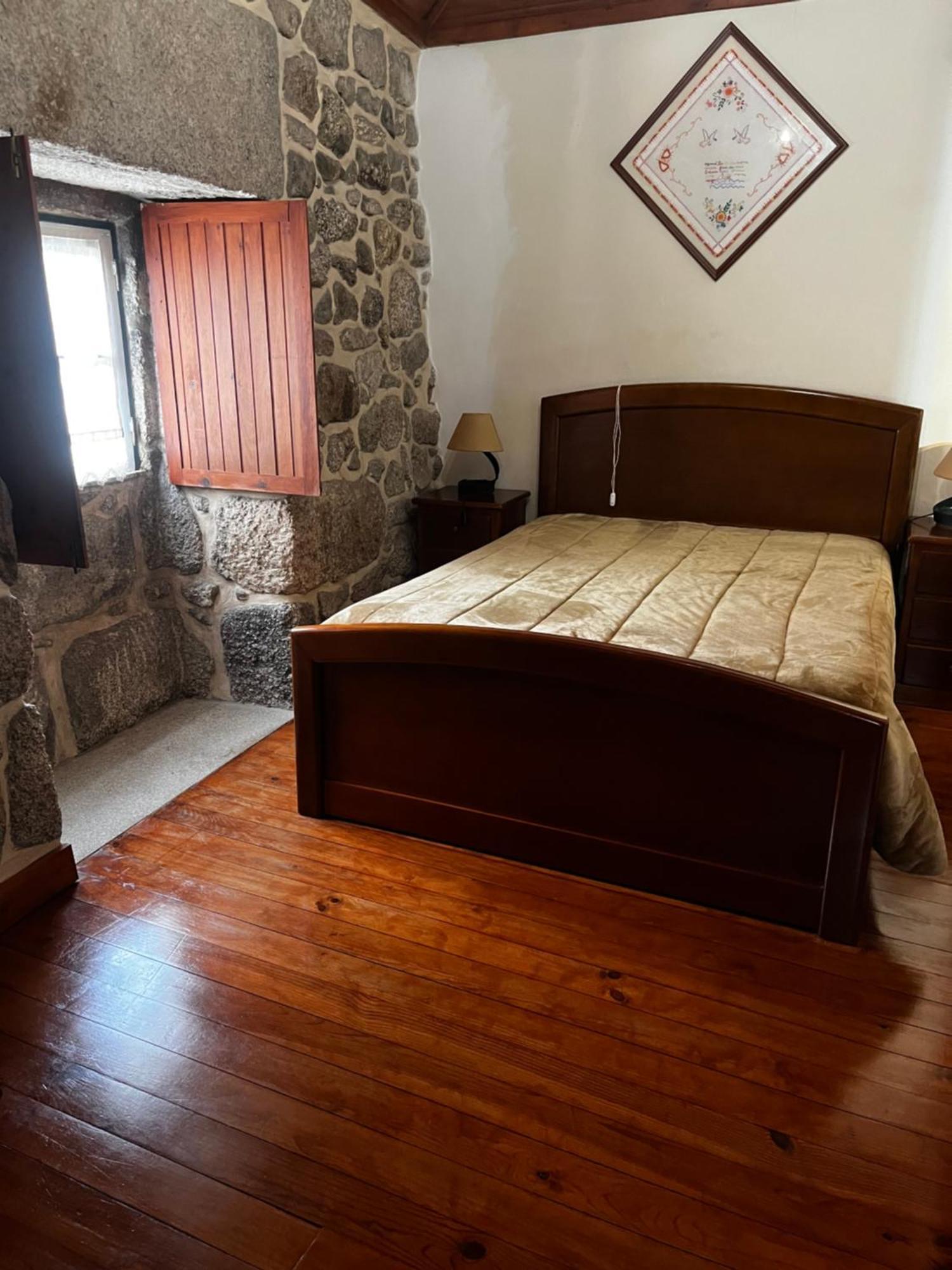 Maison d'hôtes Casa Padre Alexandre à Covide Extérieur photo